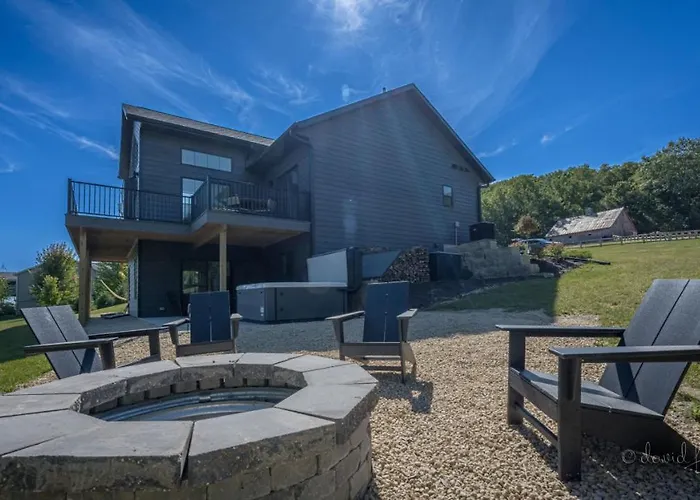 Summer In - Hot Tub, Fire Pit & Views Holiday home Galena